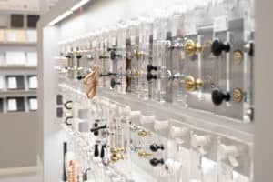 discount kitchen hardware outlet