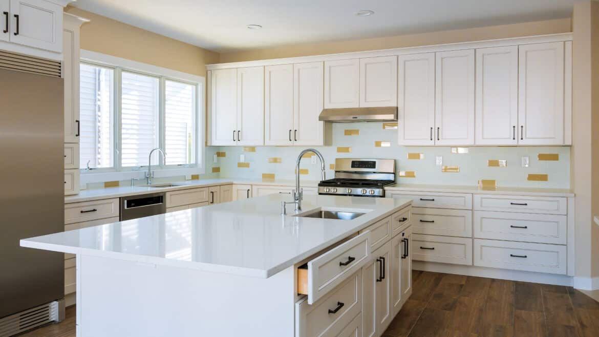Chaotic Cabinet Hardware and Other Design Mistakes